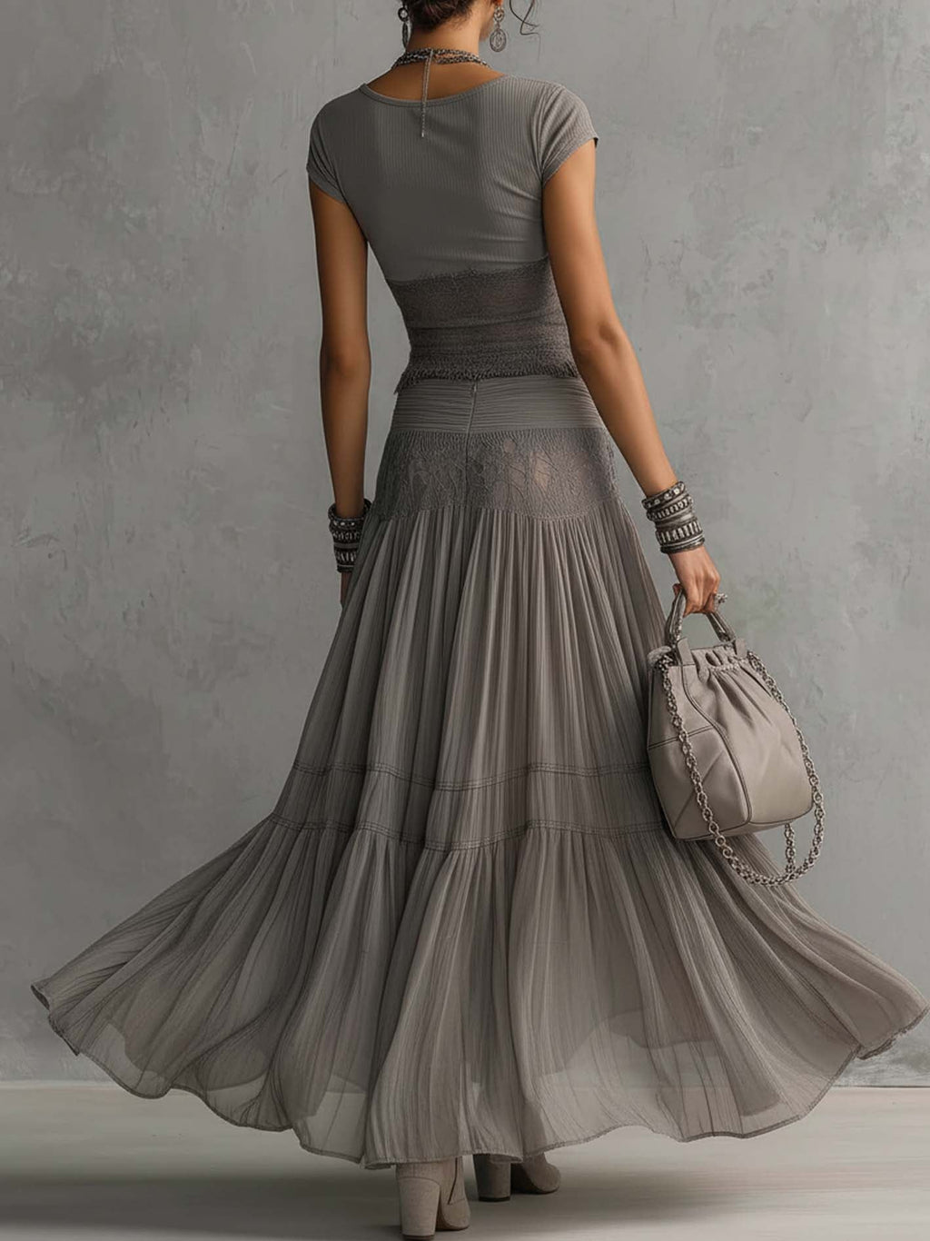 Marta - Top con Pizzo e Gonna Maxi Plissettata