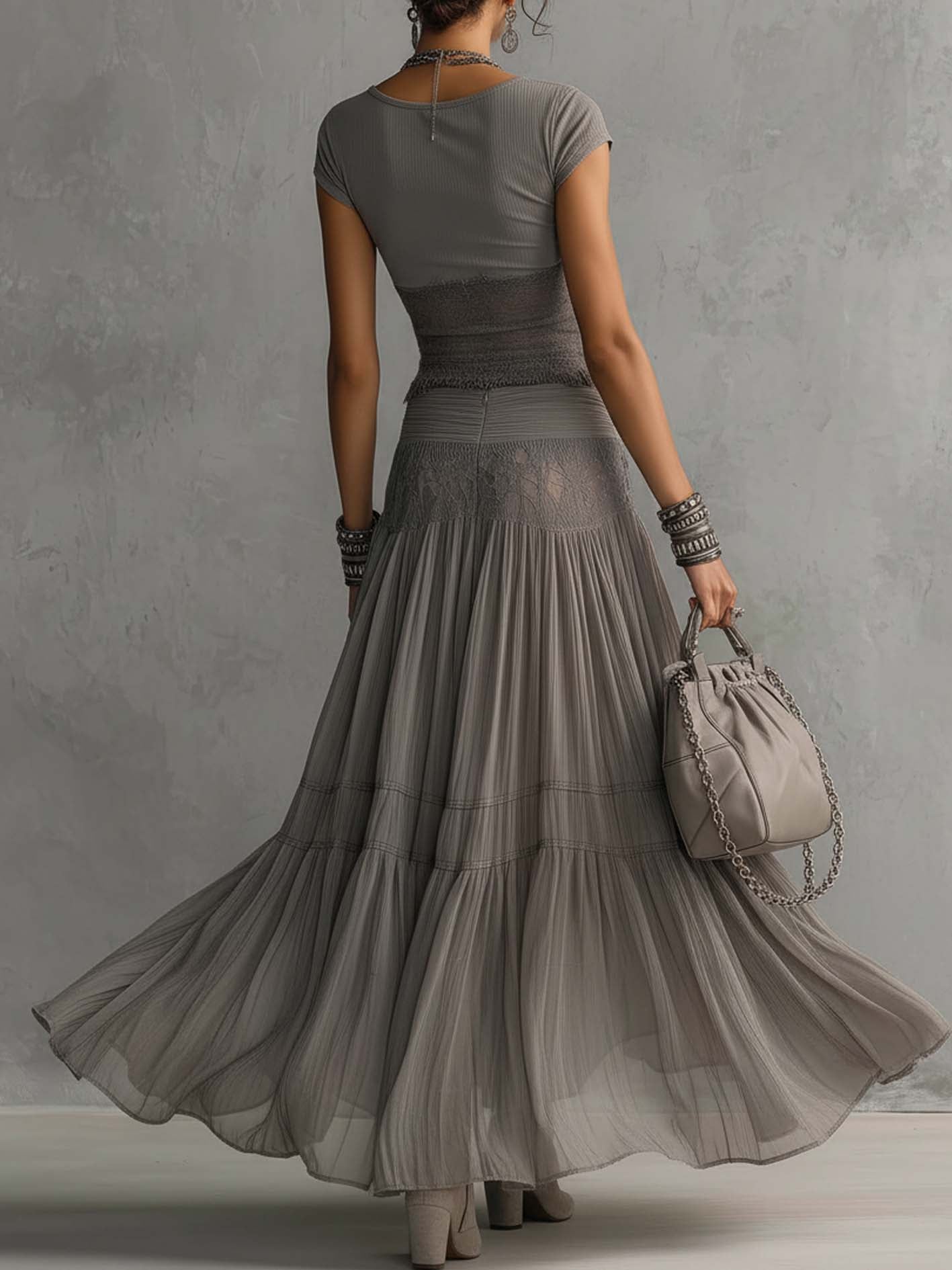 Marta - Top con Pizzo e Gonna Maxi Plissettata