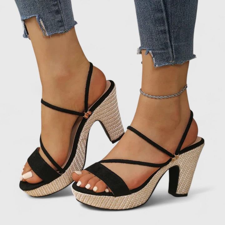 Oliwia – Sandali Eleganti con Tacco e Cinghie