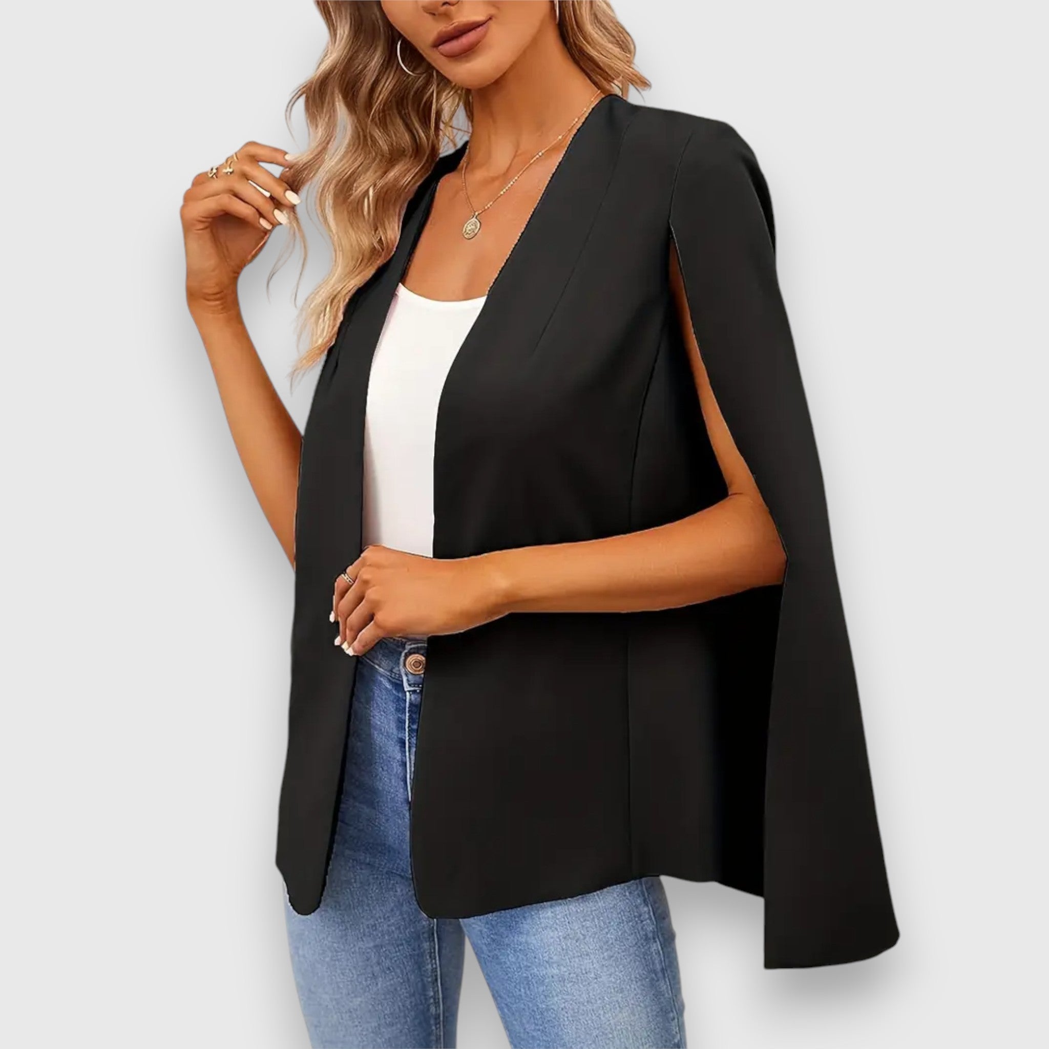 Nela – Elegante giacca nera in stile mantella.