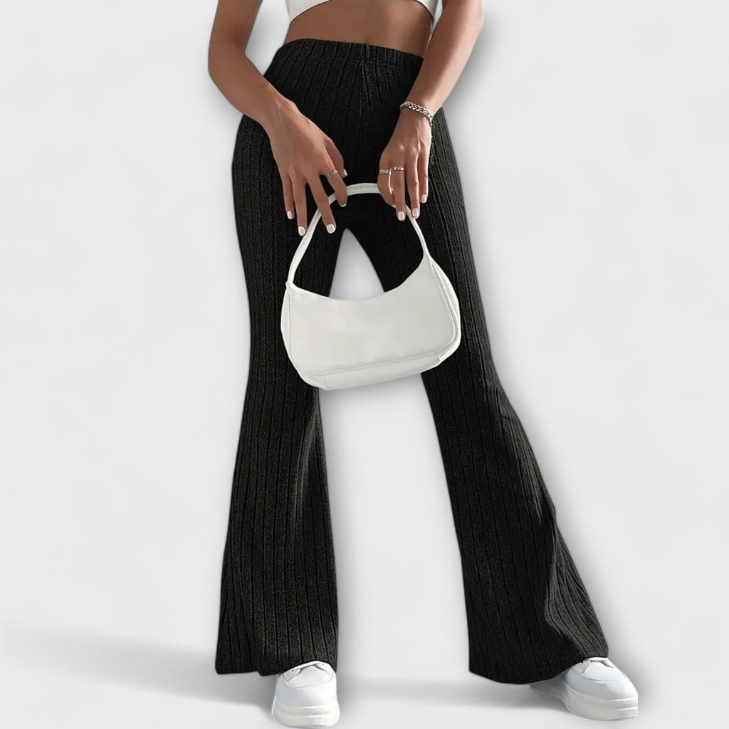 Anna – pantaloni a campana con una delicata struttura