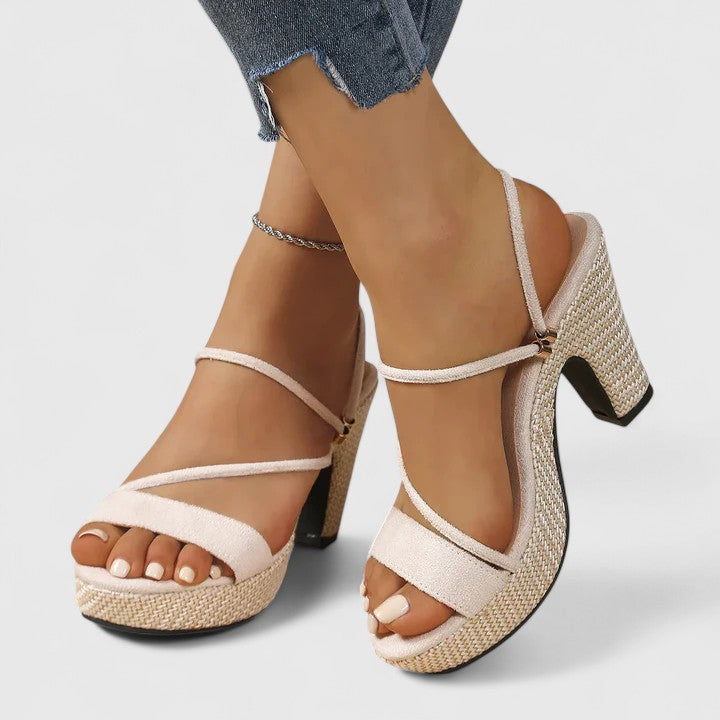 Oliwia – Sandali Eleganti con Tacco e Cinghie