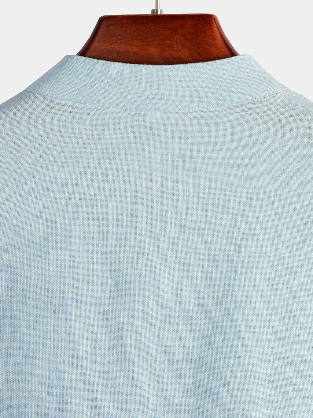 Camicia da uomo a maniche corte in tinta unita con colletto alla coreana e tasca frontale
