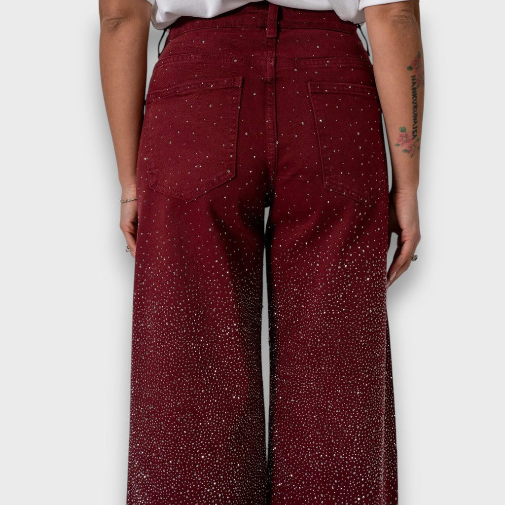 Nina – jeans a gamba larga con cristalli bordeaux