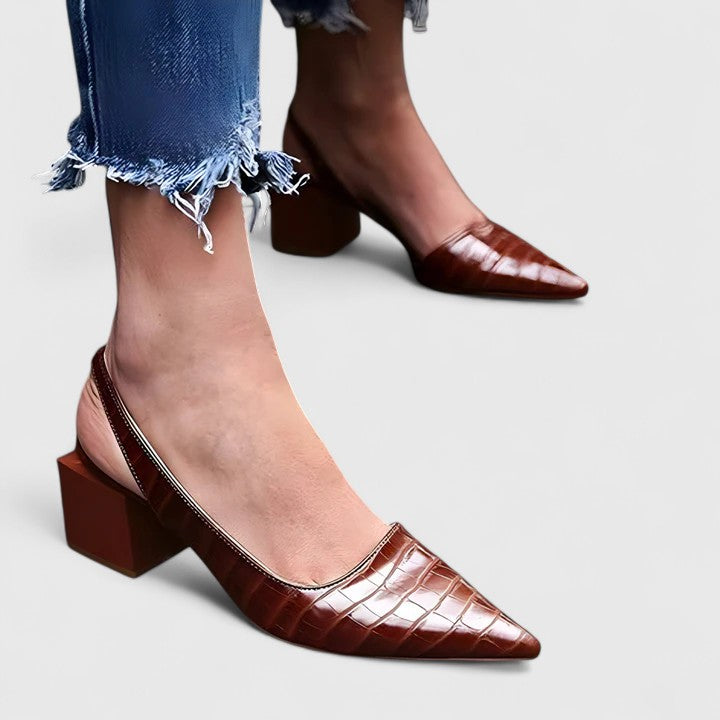 Aleksandra – Eleganti Décolleté Slingback con Tacco Basso