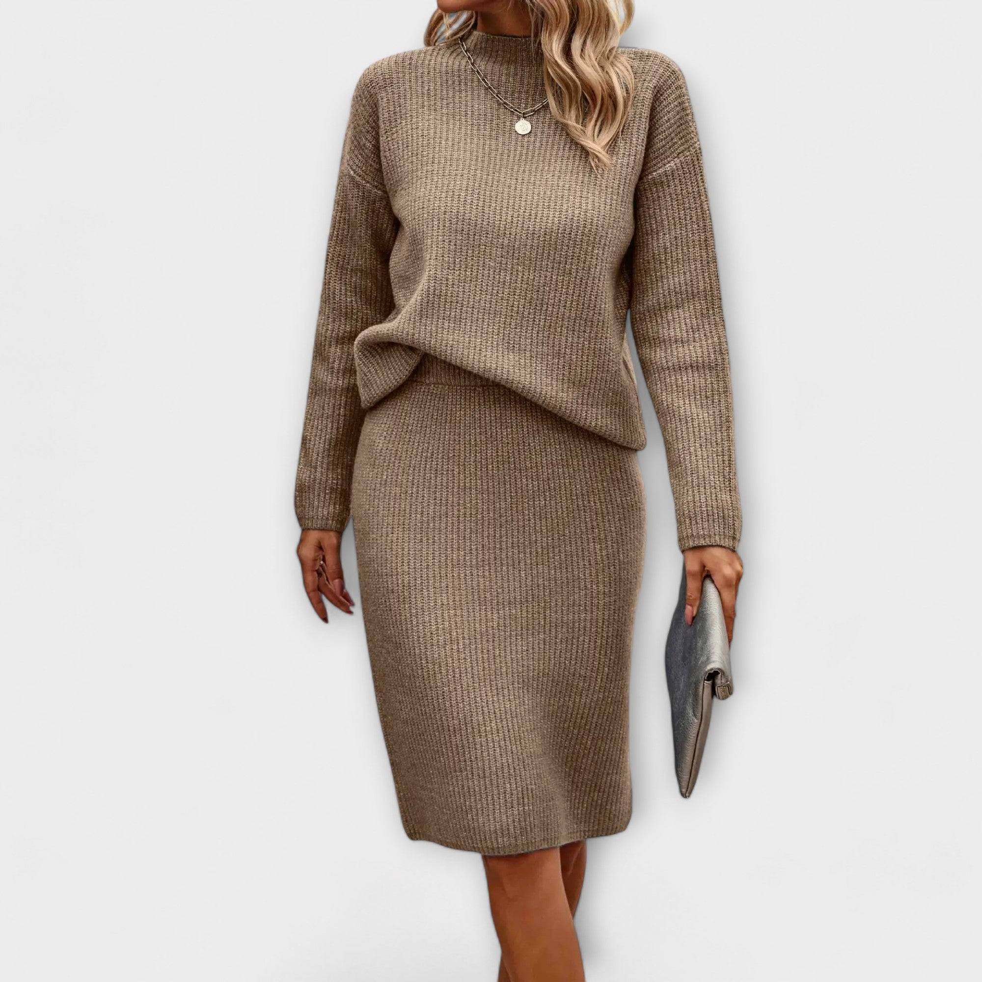 Klara – completo a due pezzi con maglione e gonna