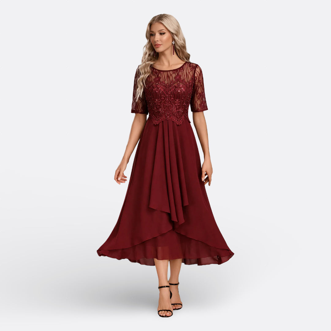 Anna - Abito in Pizzo con Maniche Corte
