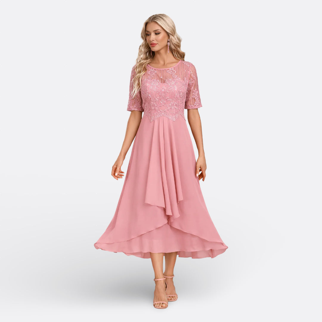 Anna - Abito in Pizzo con Maniche Corte