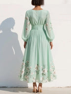 Anna - Vestito midi verde con scollatura a V