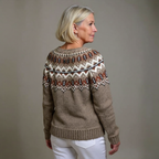 Mariella | Cardigan tortora con fantasia nordica – cardigan nordico da donna | Erminia Boutique Bologna